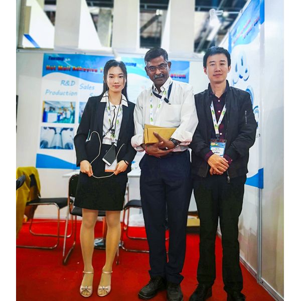 Изоляция жары промышленный двойник встал на сторону лента, горячий двойник Мельт встала на сторону липкая лента