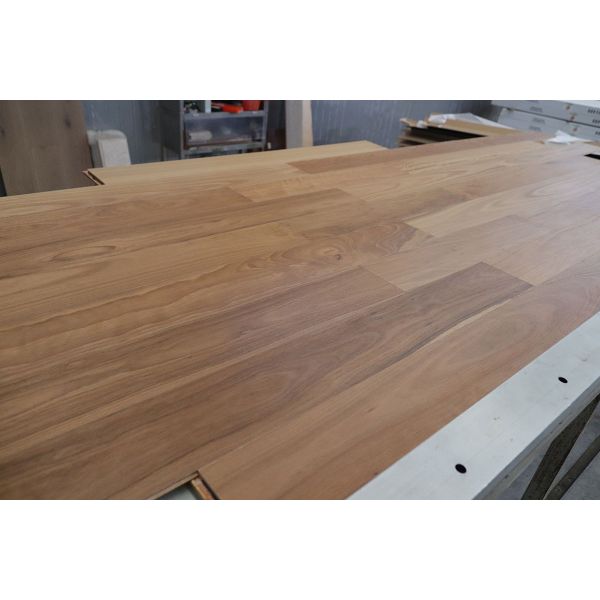 Austrlian Tallowwood Engineered Wood Flooring with Width 136mm Length 1900mm