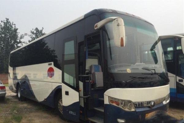 55 Seater Used Coach Bus 2011 Year , Second Hand Tourist Bus ZK6117 Model