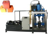 Machine de presse de bloc de sel, moule de machine de presse d'énergie hydraulique divers pour le sel minéral d'alimentation animale léchant le bloc