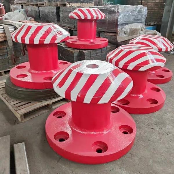 Cast Iron 450KN Pillar Dock Bollards Cross Bitt Bollard Polished Mooring Protection