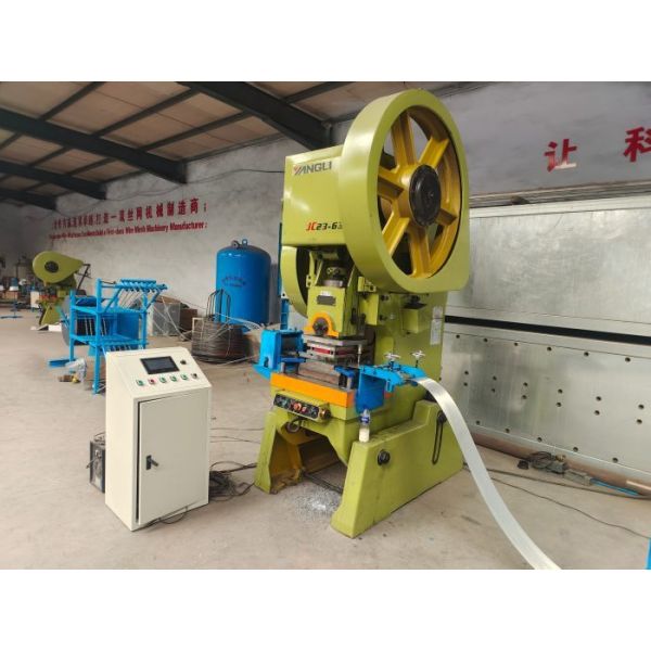 Border Defence BTO-22 Razor 11 Strips Razor Barbed Wire Machine
