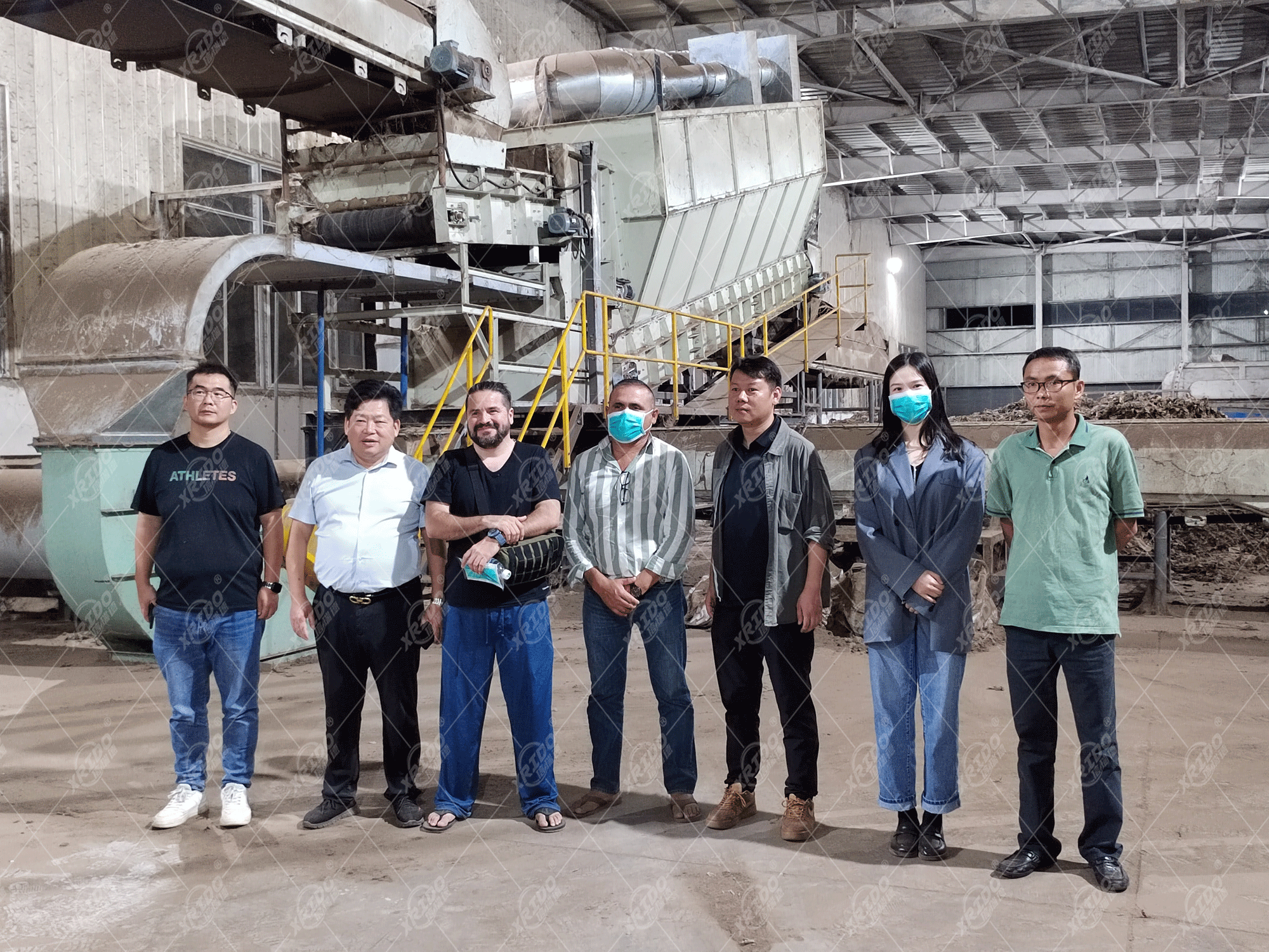 Environment-friendly Heavy Duty Fabric Shredder Machine with Customized Color and 300-22000 Kg/hour Capacity