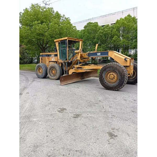 Used Cat 14H Motor Grader Well-Maintained Ready For Work