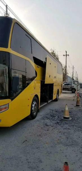105000KM 2010 Wechai Motor 4 Wheels Disc Brake Yutong Second Hand Tourist Bus