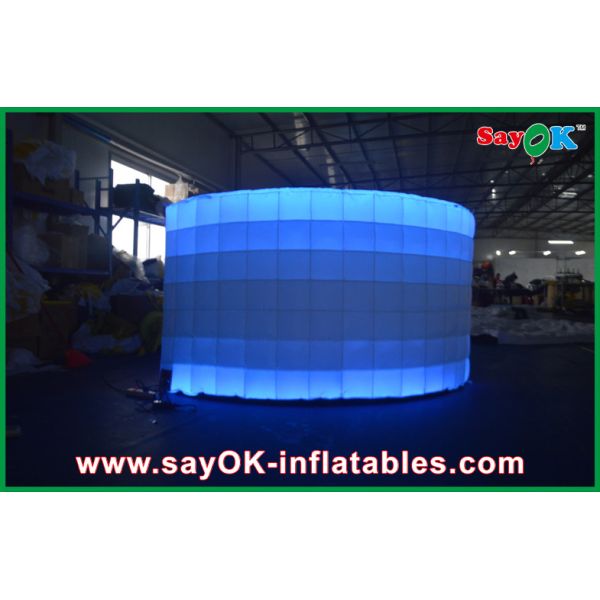 A cabine inflável prática atrativa da foto do contexto da cabine da foto conduziu a parede inflável do ar