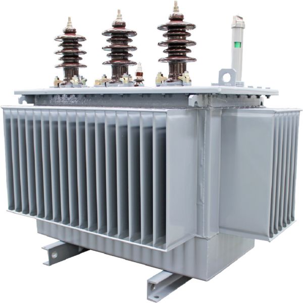 Three phase distribution transformer