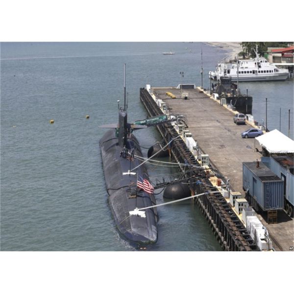 50Kpa 80Kpa Hydropneumatic Submarine Rubber Fender Dock Sling Type