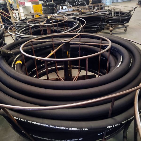 Double Epdm Hydraulic Oil Hose Pipe Fittings Weather Resistant