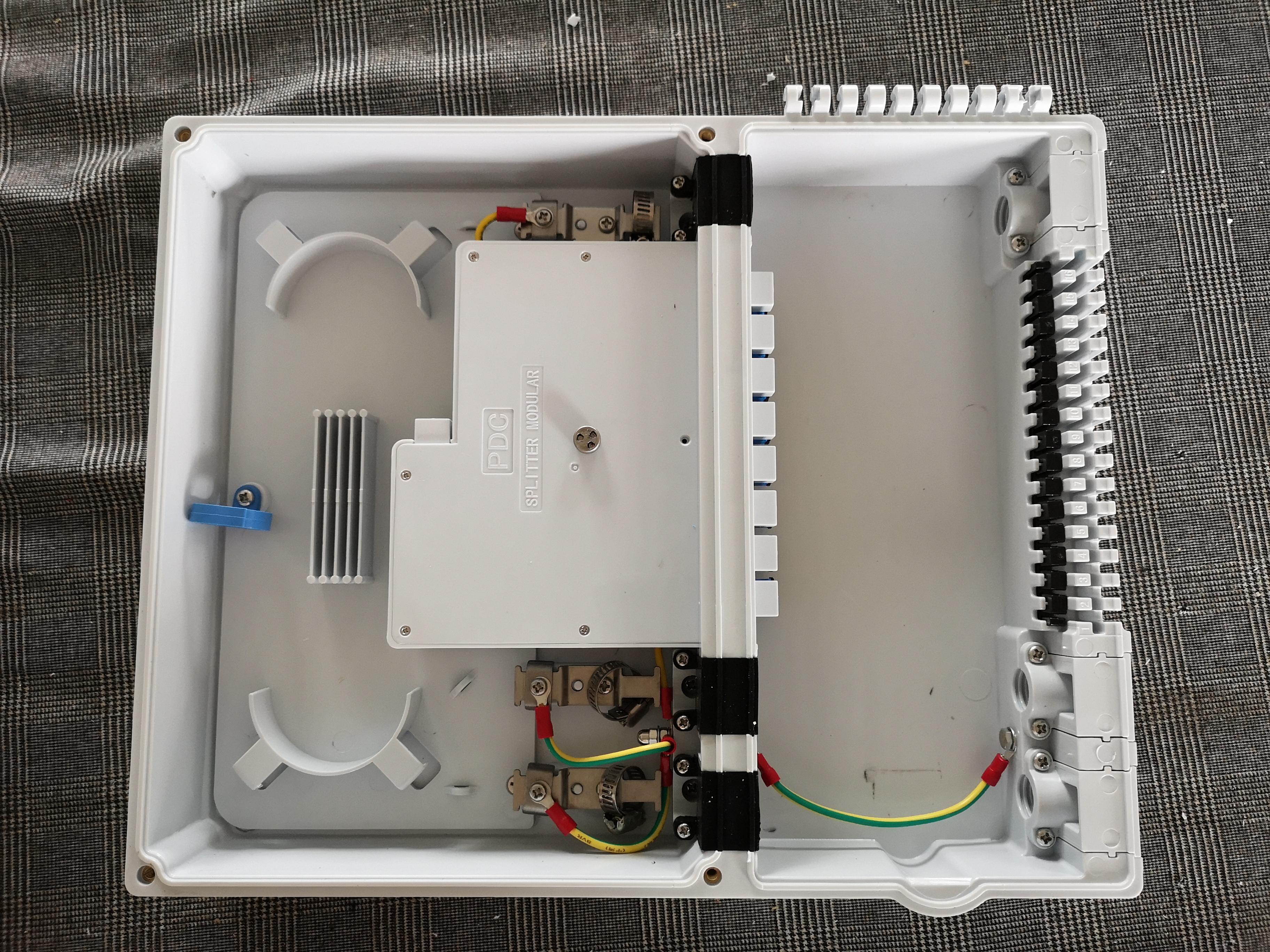 16 портов ODP Внешний IP65 Волоконно-оптическая распределительная коробка FTTH решение