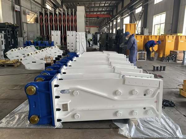 Hydraulic Breaker with 135mm Chisel HB20G for 18-25 Ton Excavator