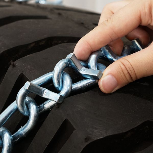 High quality snow chain for truck alloy steel 11r 22.5 tire snow chains truck snow chains