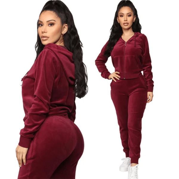                  High Quality Velvet Custom Zip Hoodie Joggers Two Piece Velour Tracksuit Women             