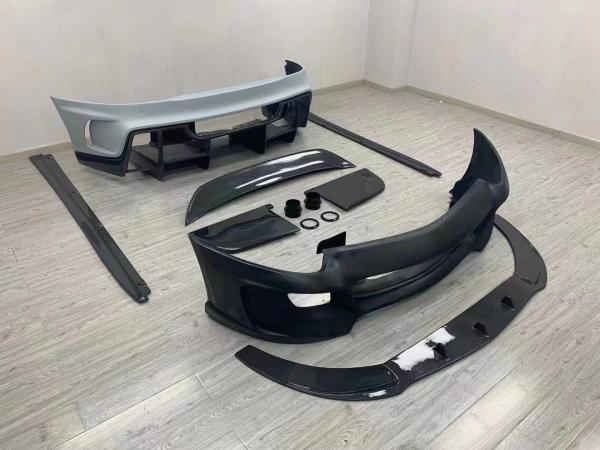 For Ferrari 599 Body Kit 599 Upgraded VORS Style Front and Rear Bumper Side Skirt Spoiler Carbon Fiber Body Kit