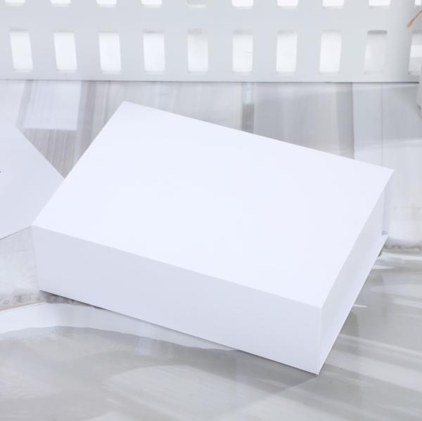 Custom Order Accepted Luxury Folding Black Magnetic Gift Box with Logo and Ribbon