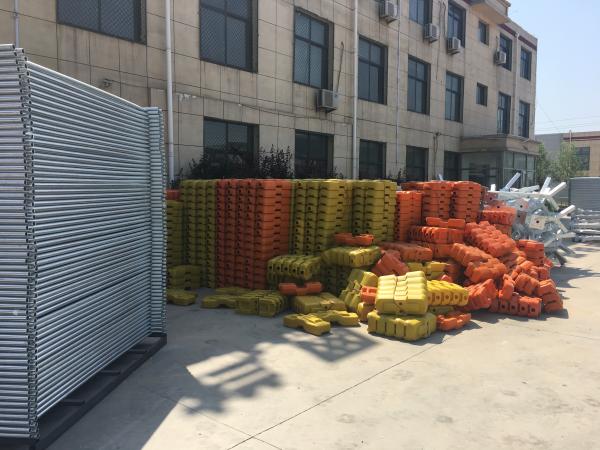 Portable Barriers Fencing / Portable Event Fencing Anti Climb Mesh Infill