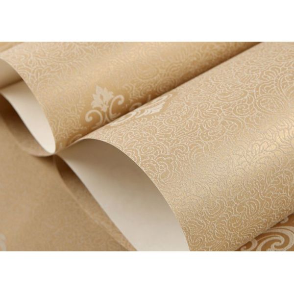 Brown Damask Embossed European Style Wallpaper Moisture Proof With Natural Plant Fibers