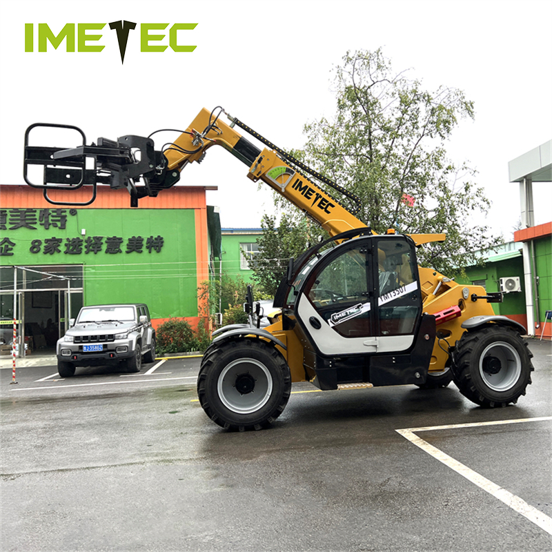 IMETEC Telescopic Handler Forklift with 3Ton Lifting Capacity Quick Hitch and Compact Chassis for Farm and Construction