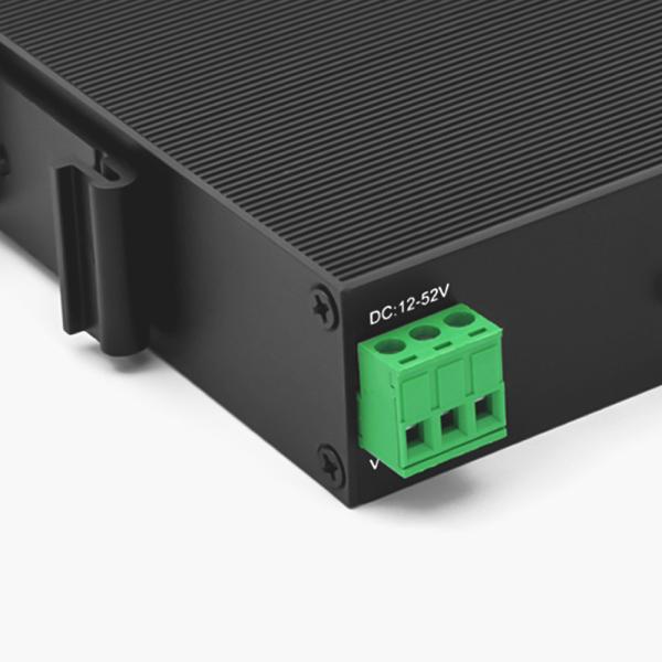 Industrial Unmanaged 5 Port Network Switch 512 Kbit 8 Pin DIN rail Or wall Mounting