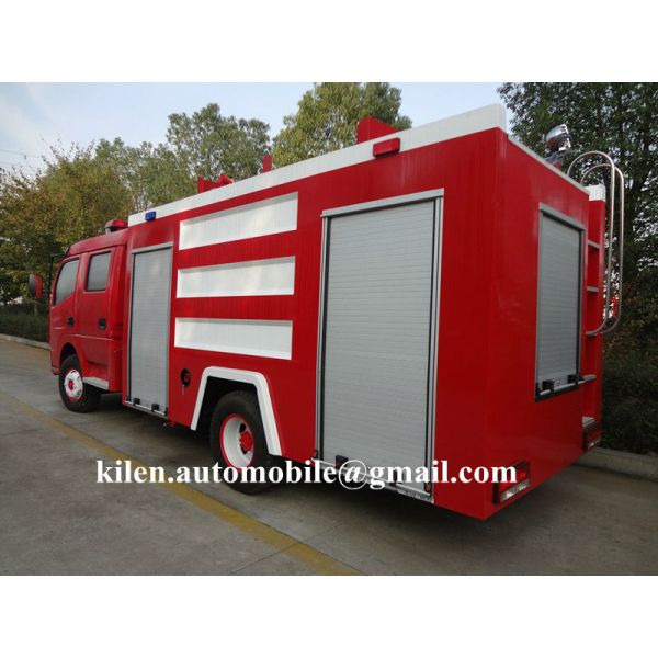 Dongfeng EQ1090 Fire Fighting Truck With Water Tank Euro 2 4X2 Drive Wheel
