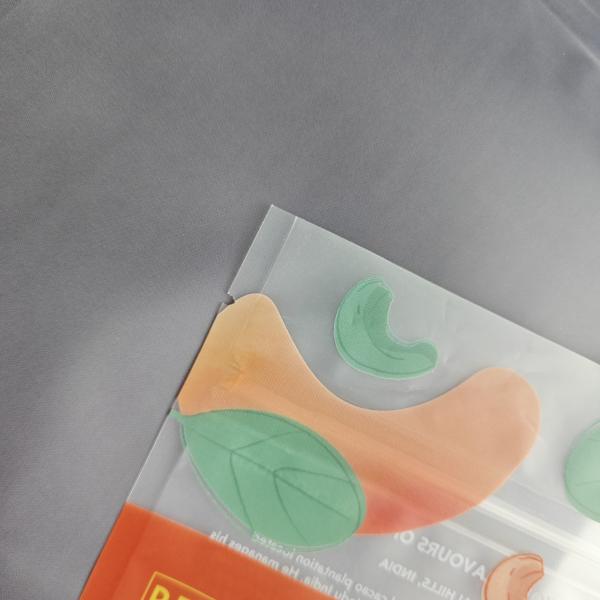 Custom Printed 100g 3.52oz  Chocolate Coated Cashew Resealable Matte Finish Snack Food Packaging Bag