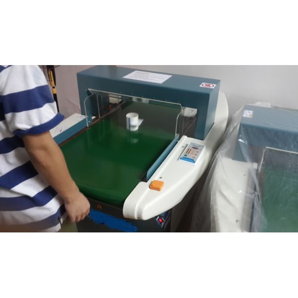 Сломленный детектор иглы для ткани/одежды промышленных, чувствительности 0.6мм железистой