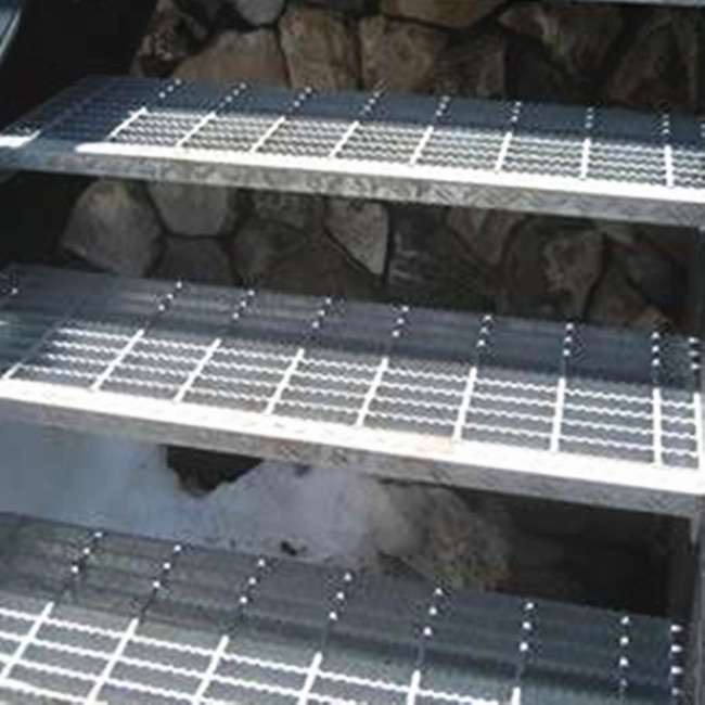 Spray Paint Black Steel Serrated Metal Grating Welding Bar Drain