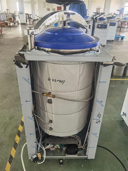 Stérilisateur à vapeur vertical programmable à écran numérique de 100 L