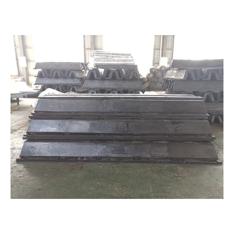 Super Arch Rubber Fender Made of Natural Rubber with CCS/BV/SGS/ABS Certification