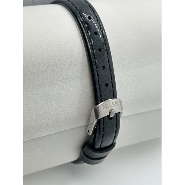 Classique en cuir gravé, ceinture de quartz, montre de 30 mètres résistante à l'eau.