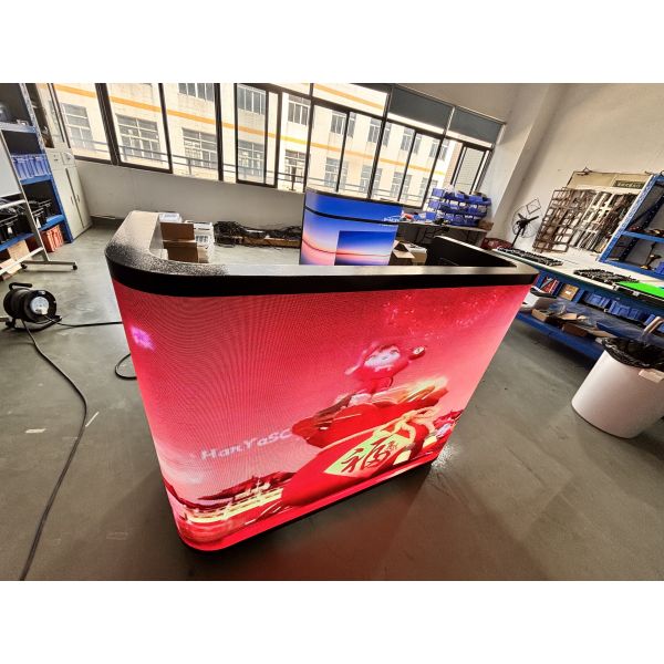 Pixel Pitch 1538mm Creative Led Display Offering Front Rear Maintenance Suitable for Indoor Corporate Signage and Displays