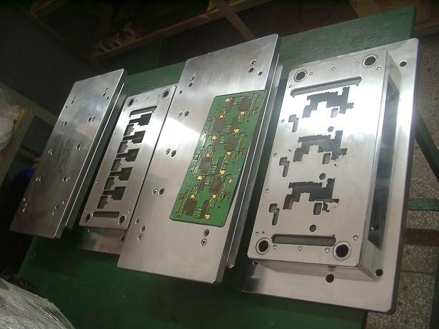 Прессформа PCB таможни пробивая/пробивая tooling с подвижное низким умирают