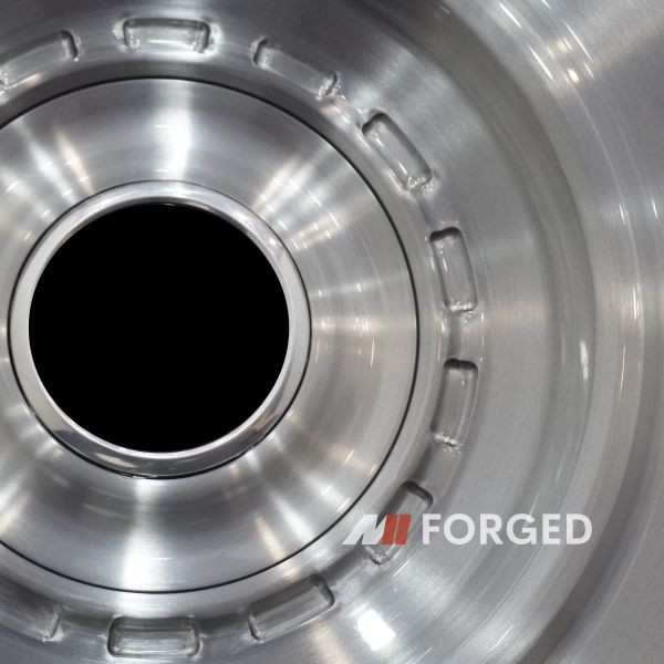 BMW серии 7 Mercedes S класс C63S S63 AMG A45S на заказ колеса сплавные ремни Щелкнутое серебро