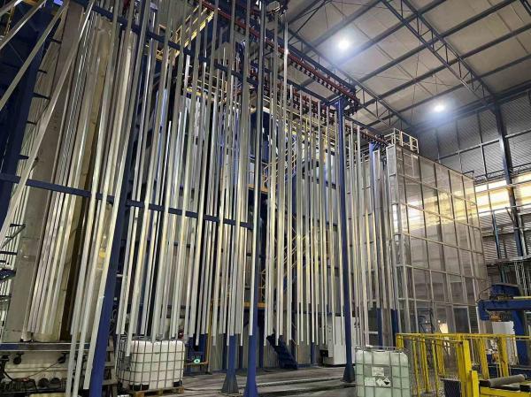 ABD Jordan Configuração de espaço personalizada Linha de revestimento de pó vertical de perfis de alumínio