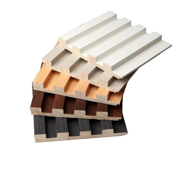 Painel de parede de madeira WPC 3D isolado para decoração interior