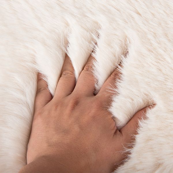 Tejido de piel de zorro falso suave y lujoso para el abrigo de la dama Escarla de piel Pom Pom ancho 58/60