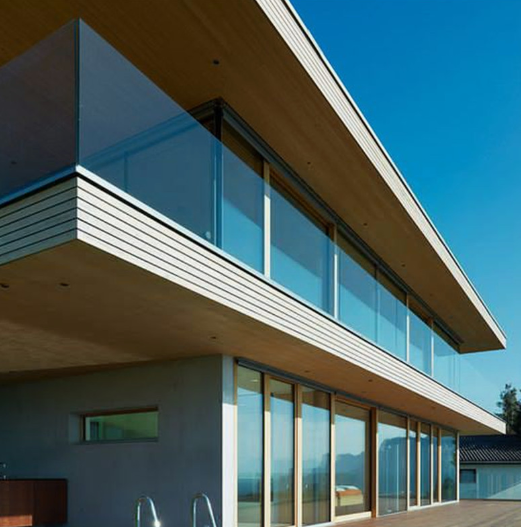 Custom 12mm Clear Tempered Glass With Aluminum U Channel For Railing Balustrade Balconies Patios