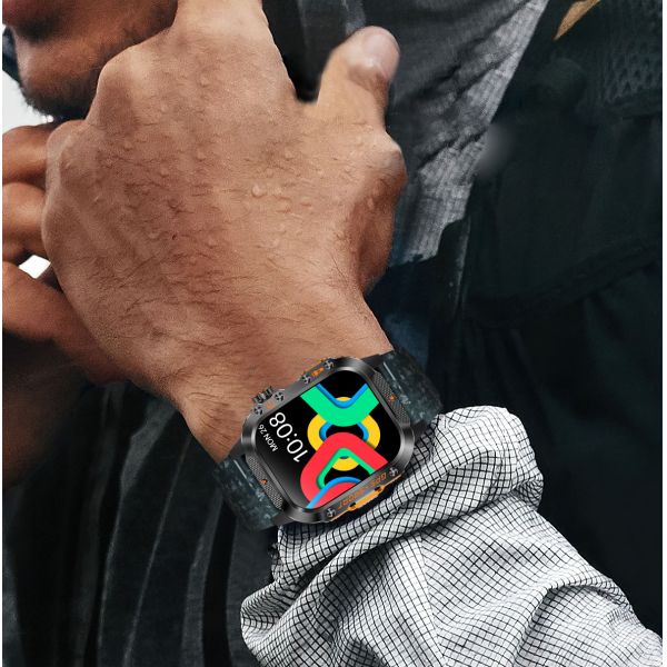 Montre connectée GPS étanche IP68 avec étanchéité 30m et longue durée de vie de la batterie pour les activités de plein air