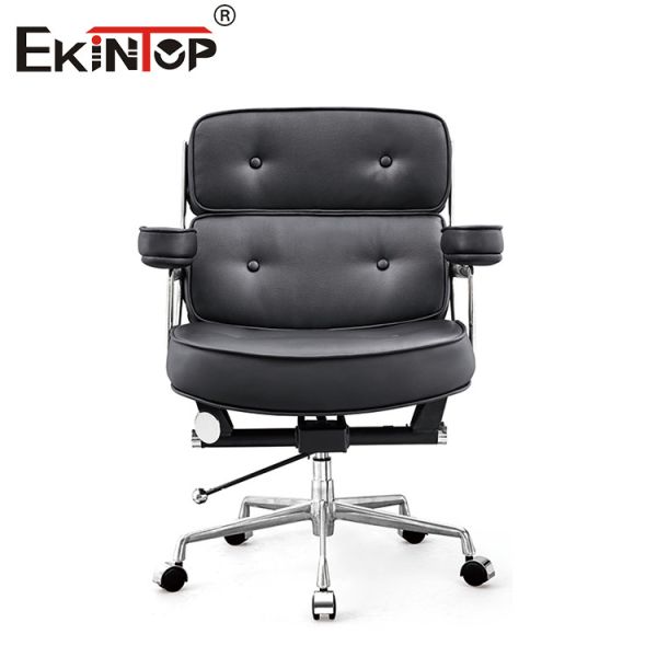Chaise de bureau en cuir noir avec casque unique
