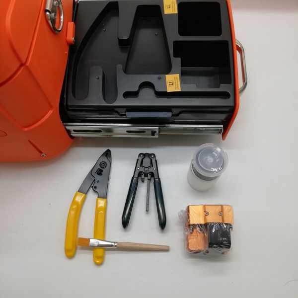 Слой Splicer 3mm сплавливания мотора Ai-9 машины 6 волокна инструмента FTTH покрывая