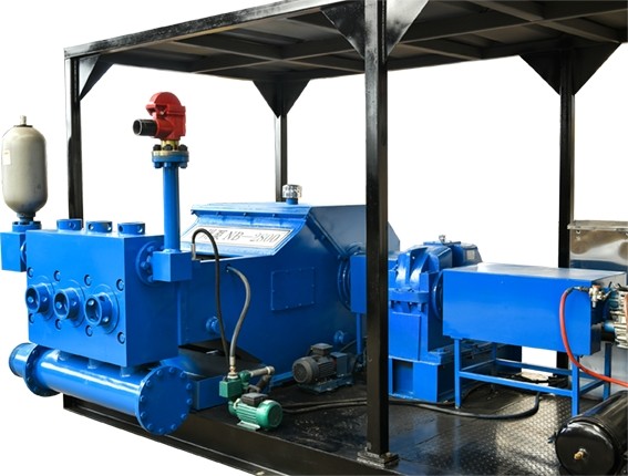 Грязь HDD повторно используя цилиндр 2800hp насосов 3 нефтяной скважины Triplex