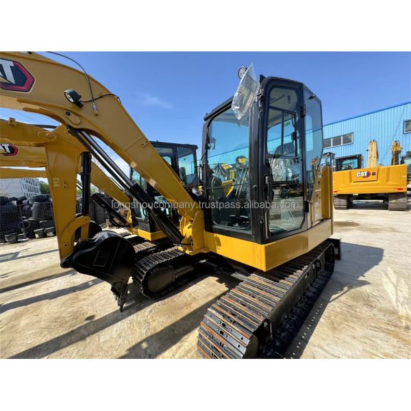 Small Mini Excavator Cat 306.5e2 306.5e 306.5e Used for Maximum Digging Depth 3902mm