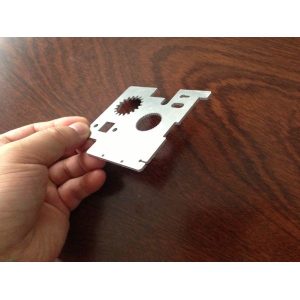 No Maintenance / No Consumable Parts , Fiber Laser Cutter with Power 500W