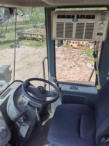 SDLG L953H Used Wheel Loader Machine Energy Efficient with 2.8m3 Bucket Capacity