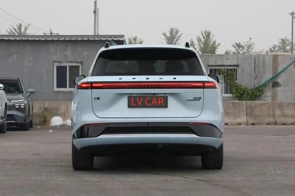Fabric Seats Material AWD Electric SUV XPeng G9 New Energy Vehicle