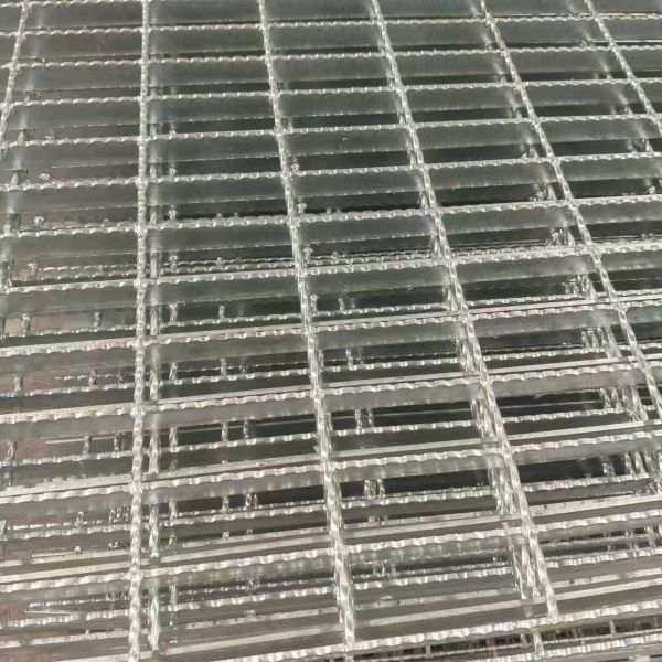 Fire-Proof Steel Grating, Ensuring Safety