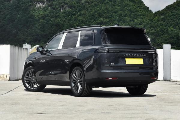 Leap Motor C16 2024 SUV eléctrico de 6 asientos de primera línea con 1095 km de alcance completo y transmisión de una sola velocidad