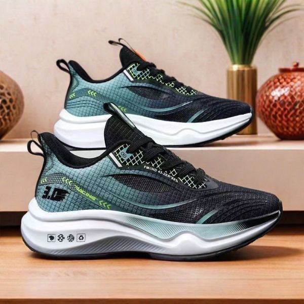 Men's Breathable Mesh Walking Shoes with Anti Slip Outsole and PVC Injection Sole for Casual Wear