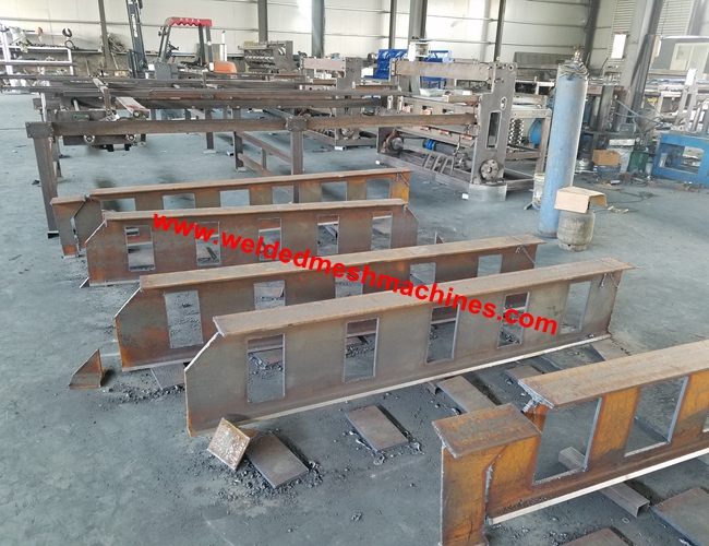 сварочный огонь машины 40pcs производства ячеистой сети 150kva*6 50mm