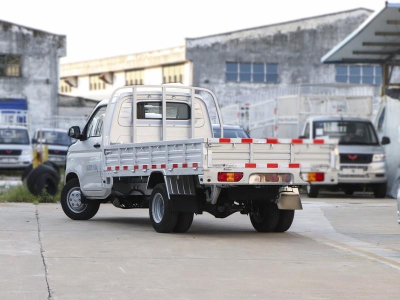 Wuling Rongguang New Truck 2.0L VQ5 Engine with 136 Horsepower and 192N*m Torque Heavy Duty Single Cabin Cargo Truck